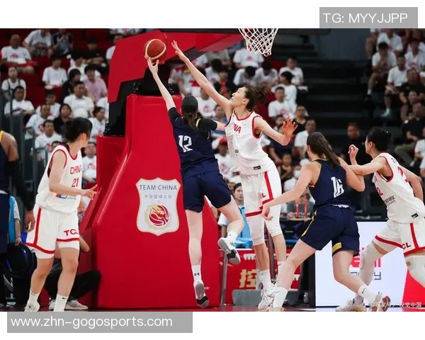 中国女篮热身赛连胜三场18岁新星表现抢眼核心缺阵引发讨论 中国女篮热身赛连胜三场18岁新星表现抢眼核心缺阵引发讨论